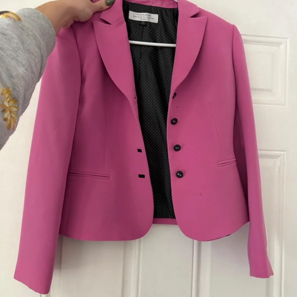Elegant Tahari Fuchsia business professional hot pink trendy Women's Suit Jacket - Picture 2 of 5